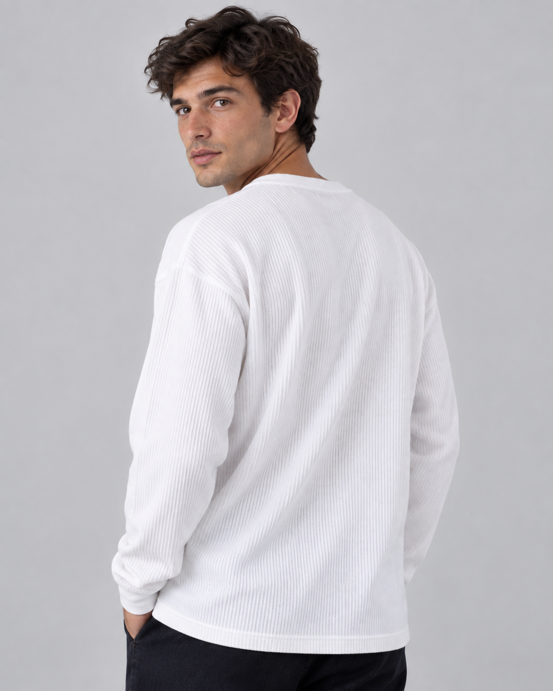 Long-sleeve t-shirt
